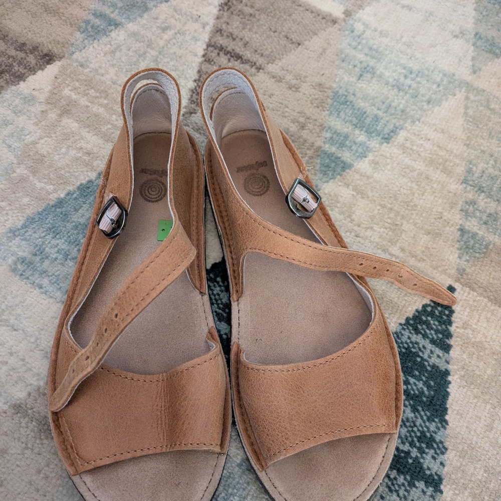 Softstar Solstice sandals Tan Leather Size 6U
